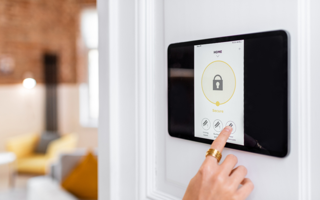 If you're new to cover glass, how do you choose the right material for your panel? Regular float glass?Or the widely used Corning Gorilla Glass seen in smartphones? 6 cover glass 9